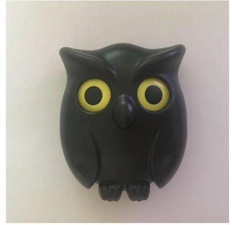 Night Owl Magnetic Wall Key Holder
